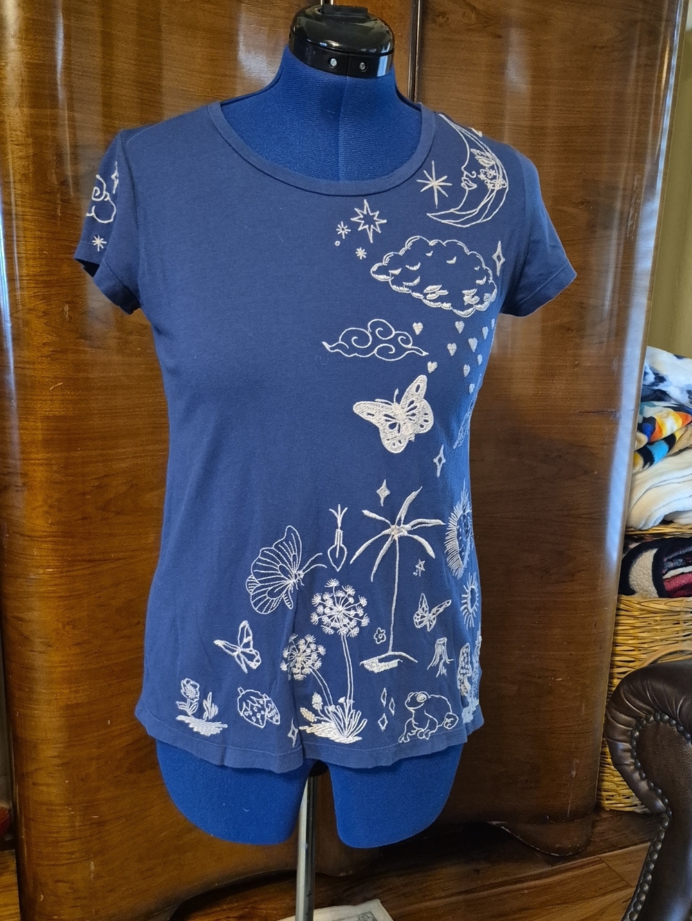 Johnny Was Blue Fully Embroidered Short Sleeve Tee. (#3001D) Sz.S.